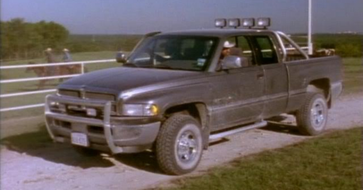 Čím jezdil Chuck Norris: V garáži měl auta za miliony Kč, ale Walkerův Ram měl před všemi přednost