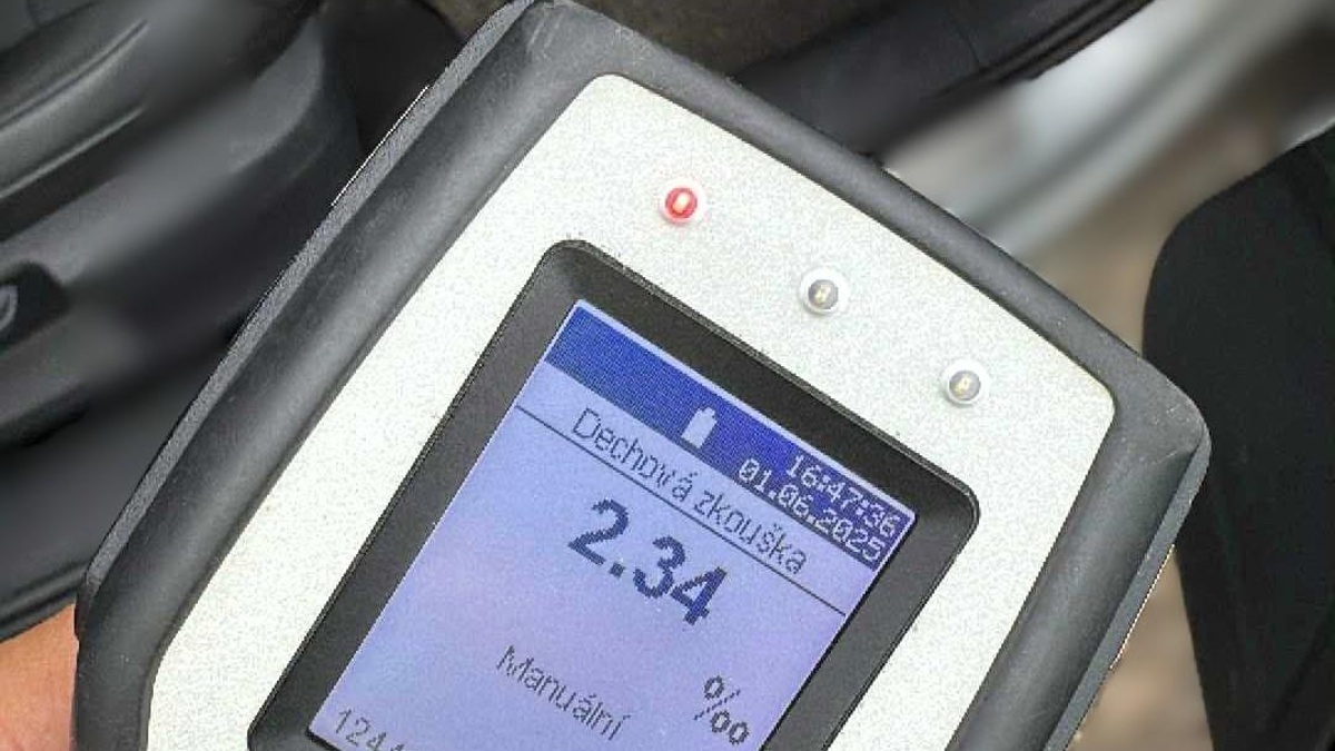 Nealko pivo 0,0 % za volantem? Právo ho řidičům nezakazuje, dechová zkouška ale může ukázat pozitivní hodnoty