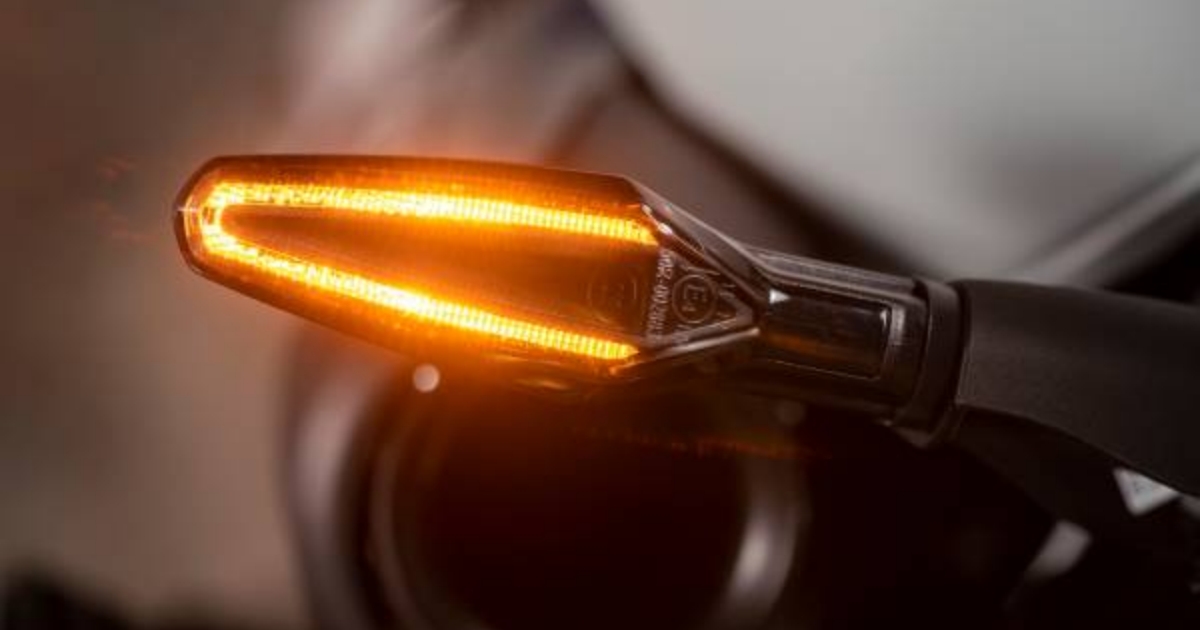 Vtipy o řidičích BMW se staly realitou: Automobilka svolává tisíce strojů, u kterých nefungují blinkry