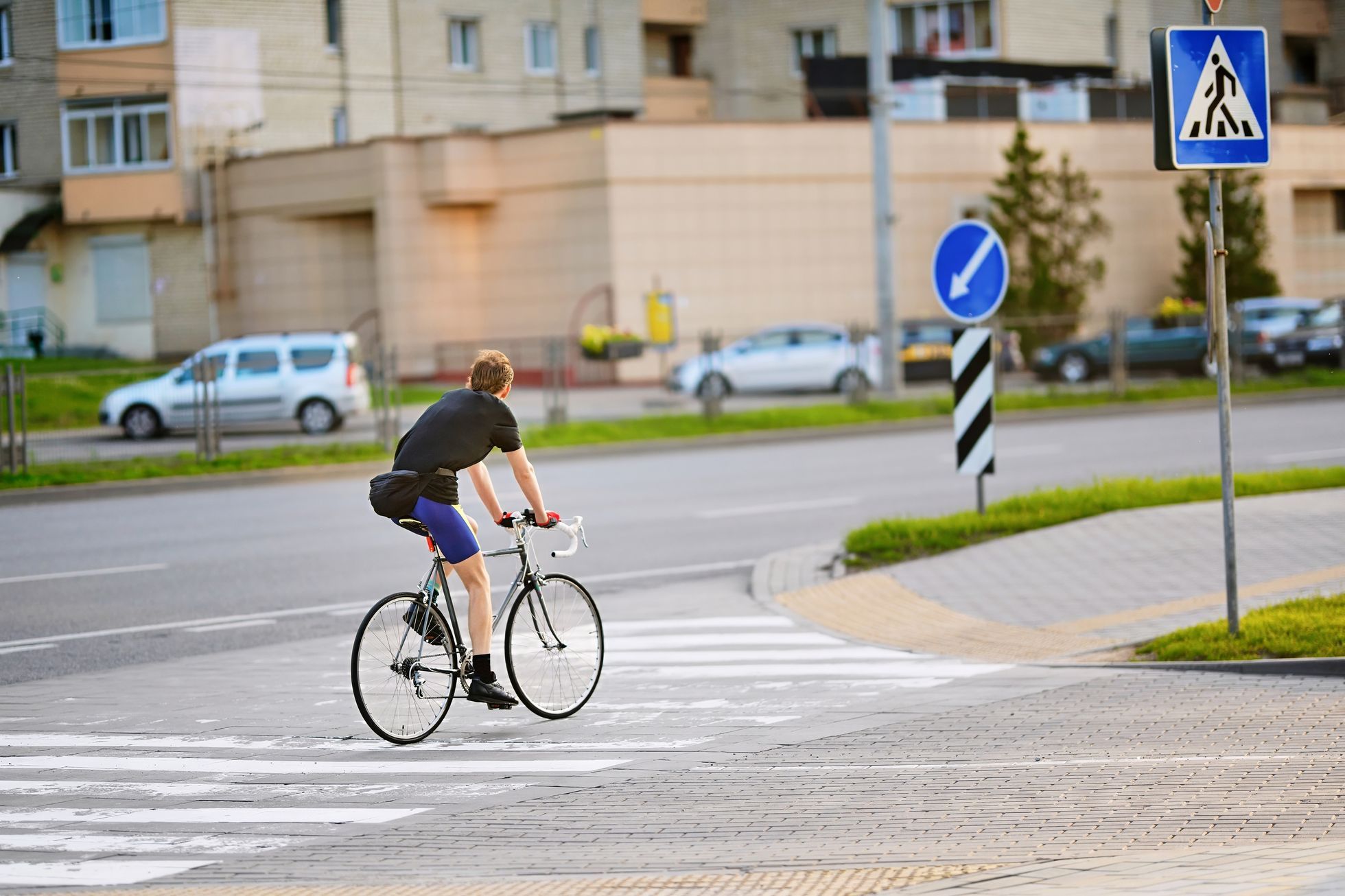 Řidičák máte 20 let, ale dnešní test byste nedali. 8 z 10 zkušených řidičů pohoří u pravidel, která dříve sypali z rukávu