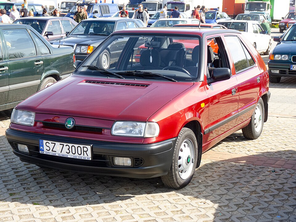 Modely Škody před Fabií jsou legenda, ale správně je pozná jen skutečný znalec české automobilky. Kdo zvládne 9 z 10, řadí se mezi ně