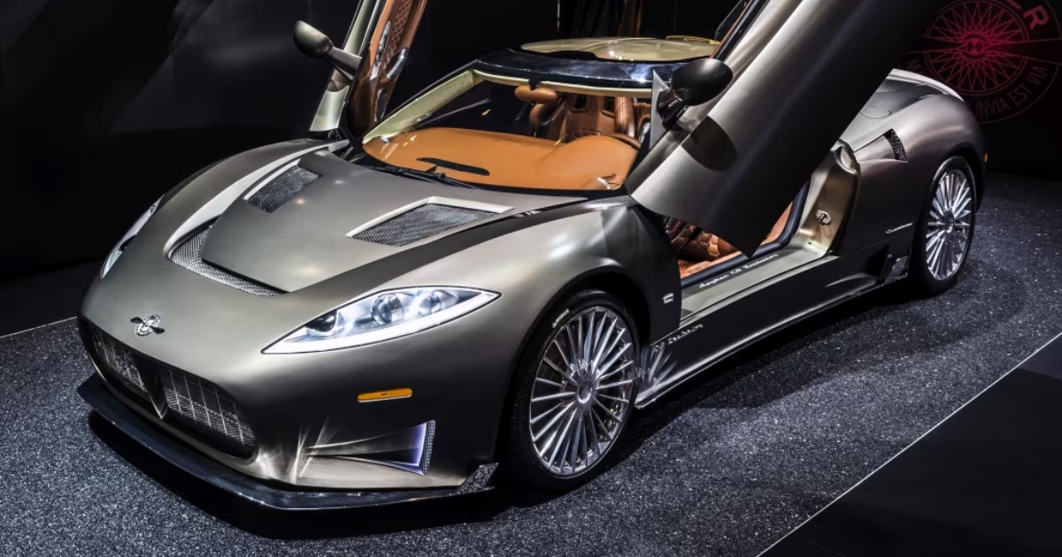 Spyker se vrací z mrtvých po dvou bankrotech. Potopil ho Saab, teď chystá 800koňový osmiválec bez hybridu