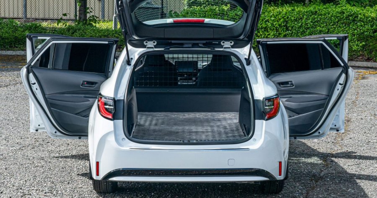 Auto na celý život existuje. Dvě japonské značky jezdí bez poruch a mechanici je na servis vidí jen zřídka