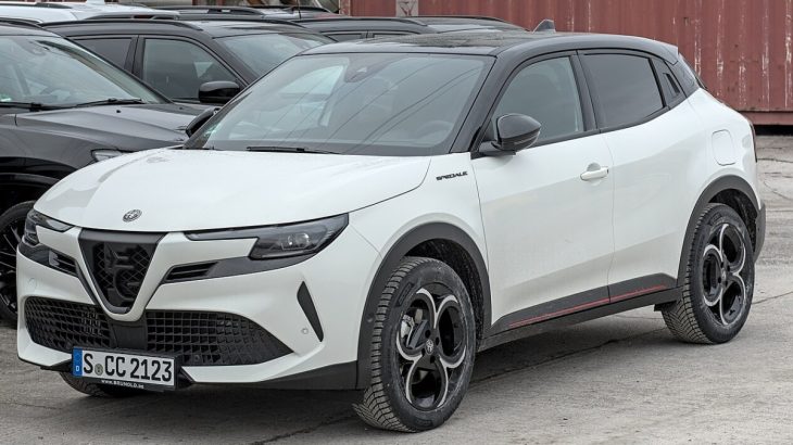 Alfa Romeo Junior Ibrida
