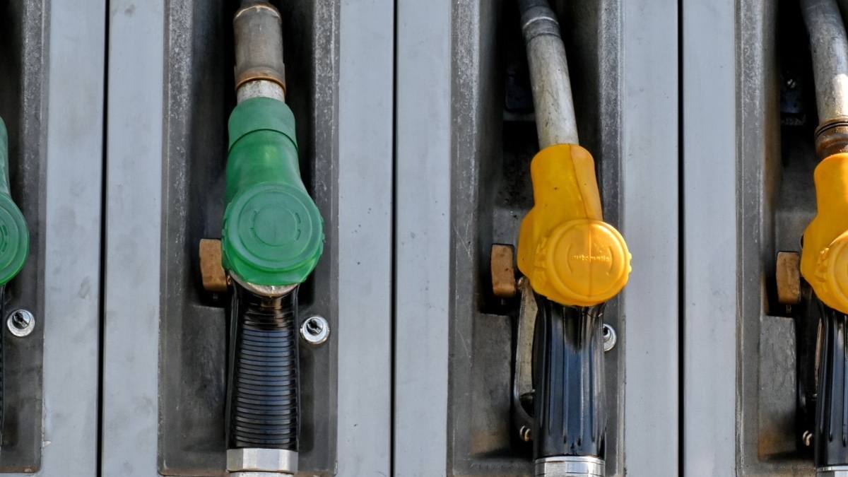 Srovnání na 600 km: V Itálii elektro s předplatným poráží naftu, na českých dálnicích je to naopak