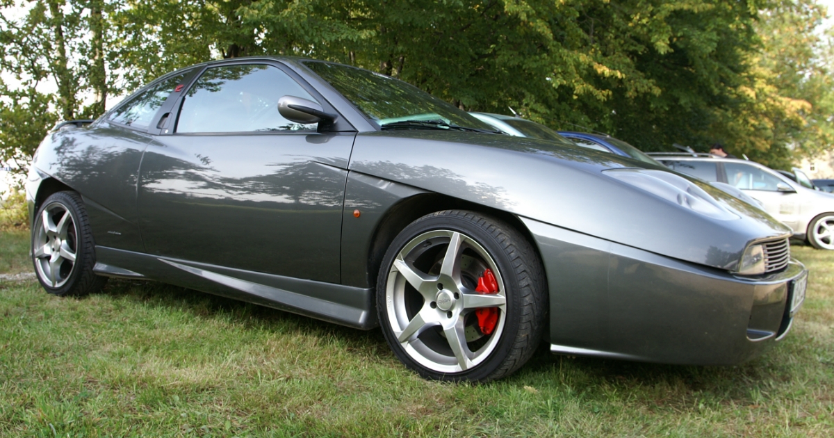 Fiat z dílny, která kreslila nejslavnější Ferrari: Coupé s nájezdem 6 450 km se prodává za 650 tisíc Kč