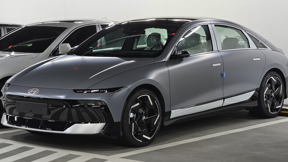 Nejlevnější elektromobil nemusí být nejlepší koupě. Nový žebříček 40 modelů ukazuje, kde se skutečně vyplatí každá koruna