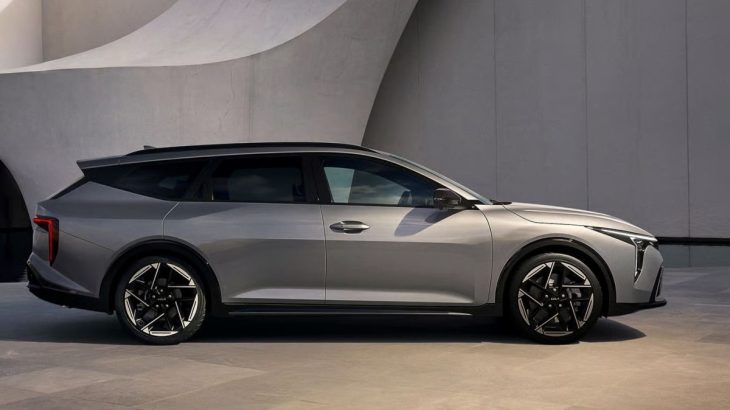 Kia K4 Sportswagon