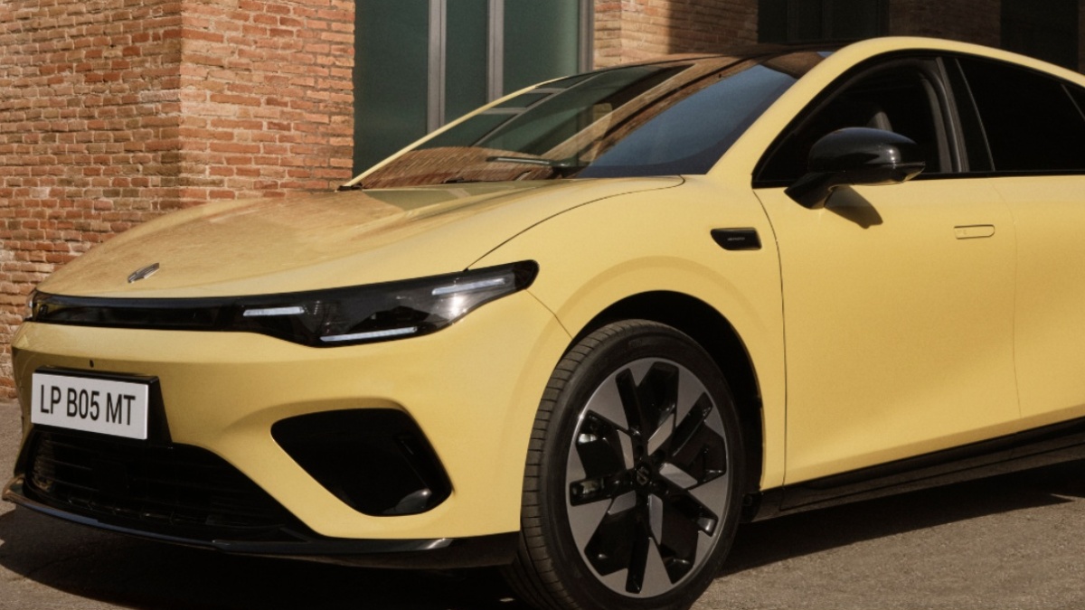 Leapmotor B05 může po létě zlevnit elektrické hatchbacky. Za 660 000 Kč nabídne větší baterii a dojezd 482 km