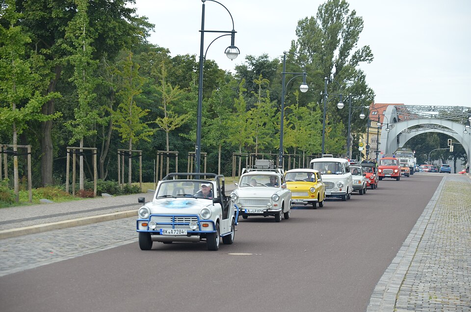 Trabant byl snadný, Záporožec už ne. 10 otázek o autech socialismu rychle ukáže, co vám zůstalo v hlavě