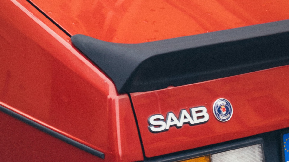 Saab je definitivně mrtvý: Z továrny odvezli poslední kusy. Mezi nimi prototypy z vývoje, které se nikdy neprodávaly