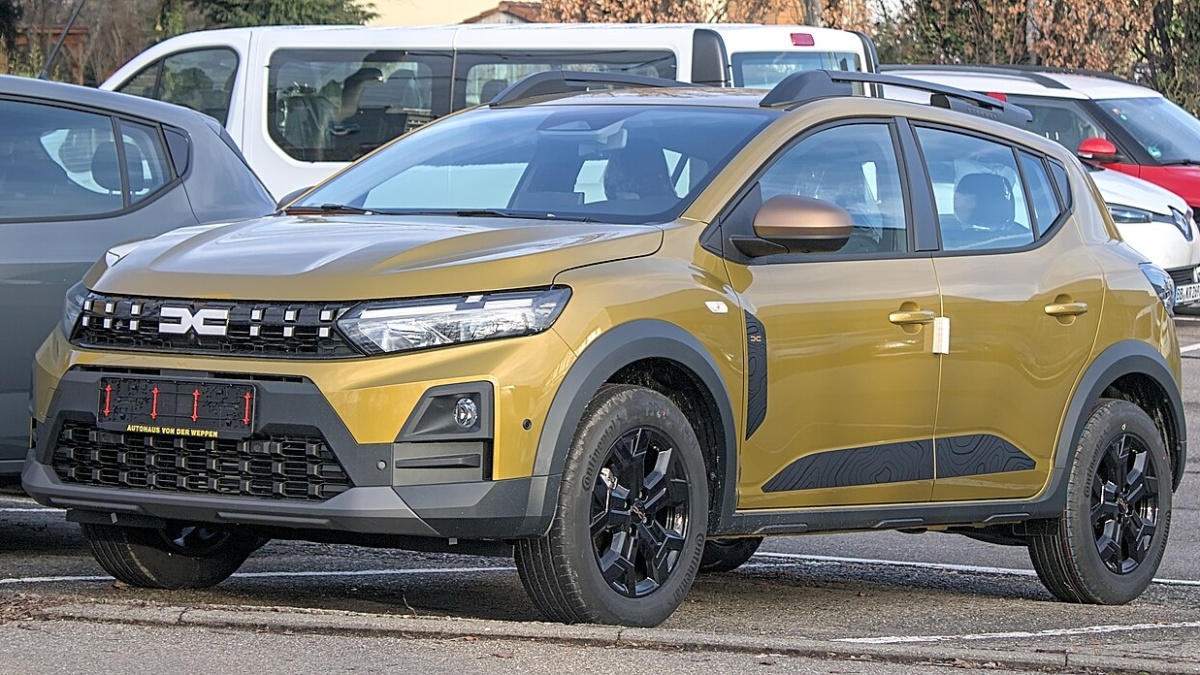 Běžní lidé v Evropě nemají o drahé flotily příliš zájem. Vede Dacia Sandero, u soukromníků je jedničkou už osm let