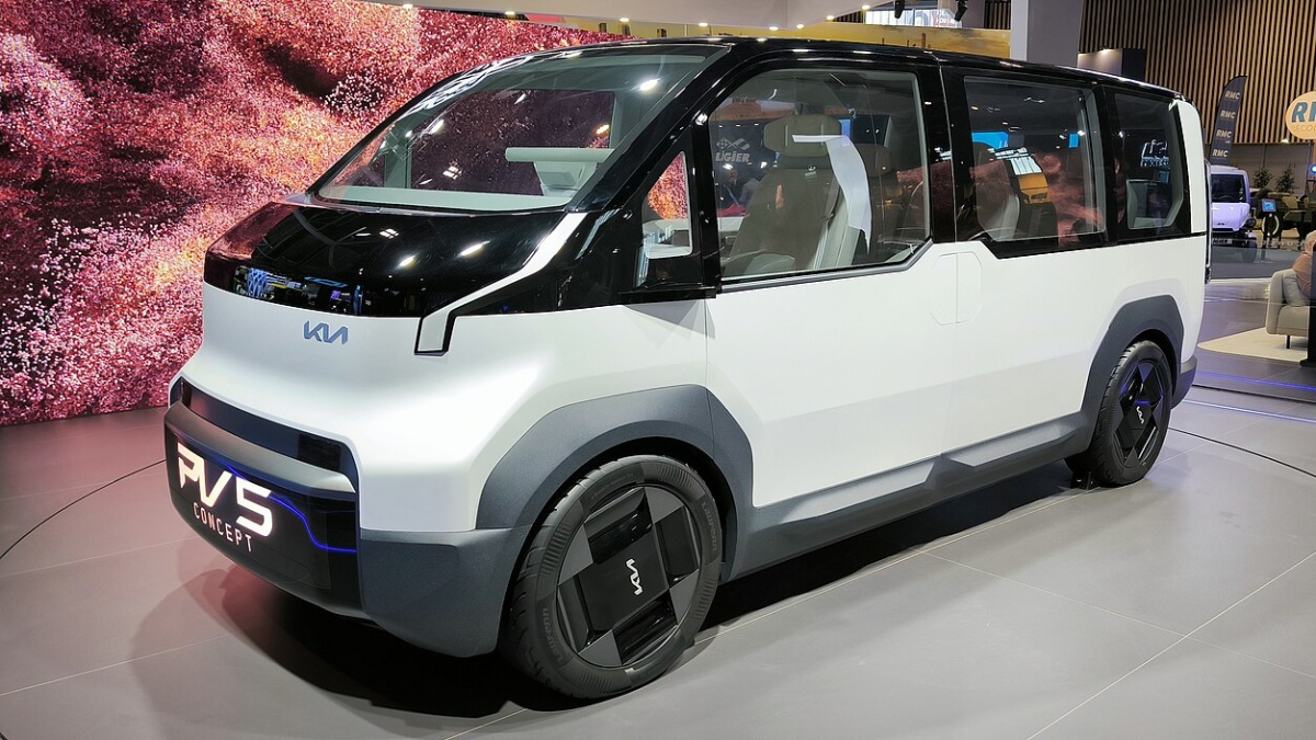Postavila Kia nejlepší auto pro rodiny? Do Česka přijelo za cenu, kterou dosud nikdo nenabízel. Zajímavější než Multivan