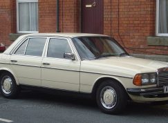 Mercedes 240 D