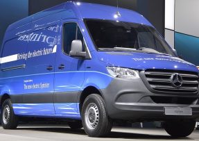 Mercedes-Benz eSprinter