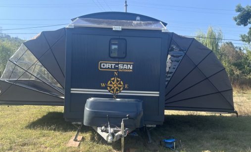 Mini House Caravan