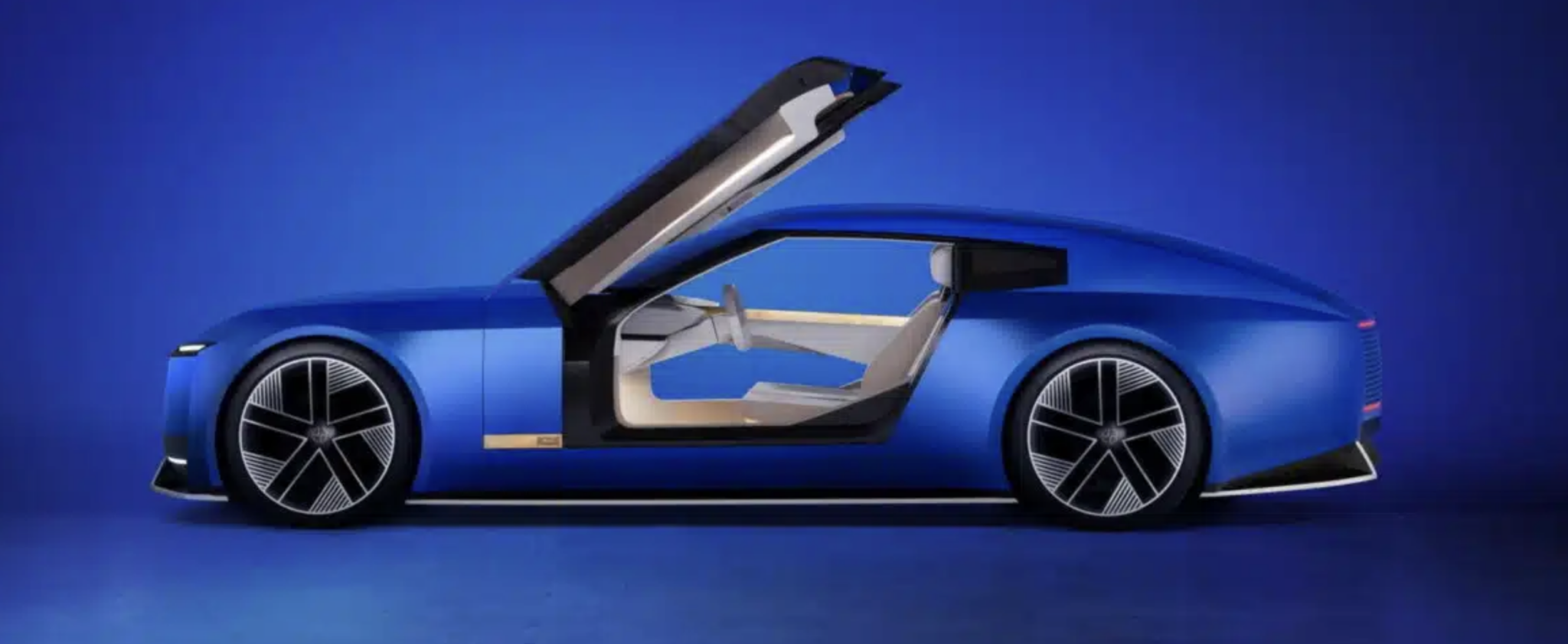 Jaguar pohřbil všechny své modely a začíná od nuly. Model s 1 000 koňmi má datum premiéry a design, který rozdělí svět