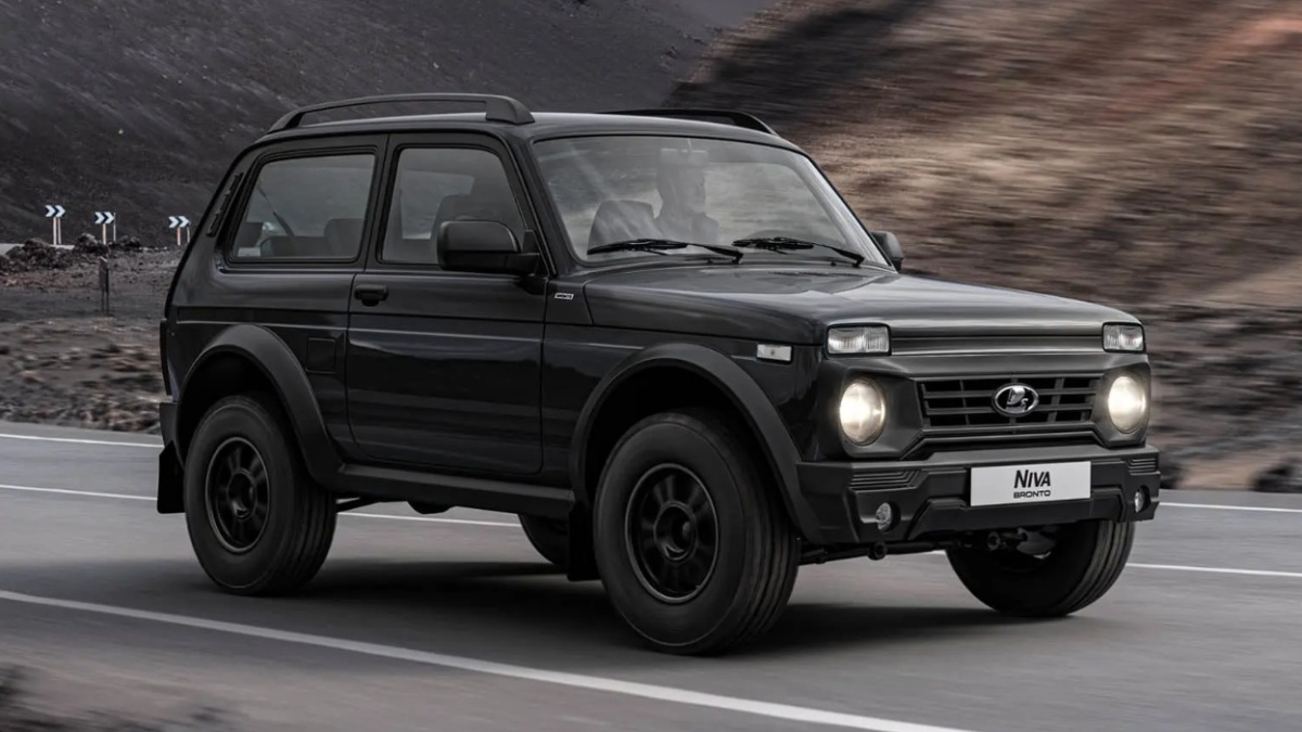 Trvalo to „jen“ 50 let. Lada Niva 2026 dostala konečně první airbag. Nový motor dává 80 % točivého momentu už od 1 000 otáček