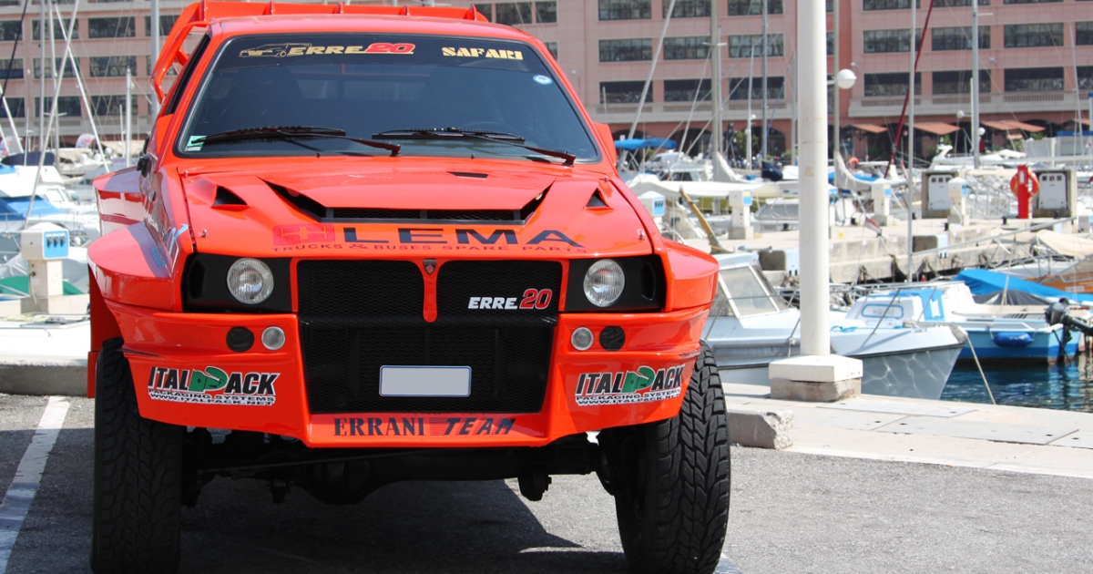 Ital 40 let přestavuje Lancii Delta. Jeho dakar-safari verze s 500 koňmi nemá na světě konkurenci