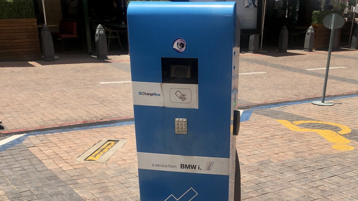 Etiopie zakázala dovoz spalováků a řidiči na to doplácí. Na 140 000 elektromobilů nikdo nemá díly ani mechaniky
