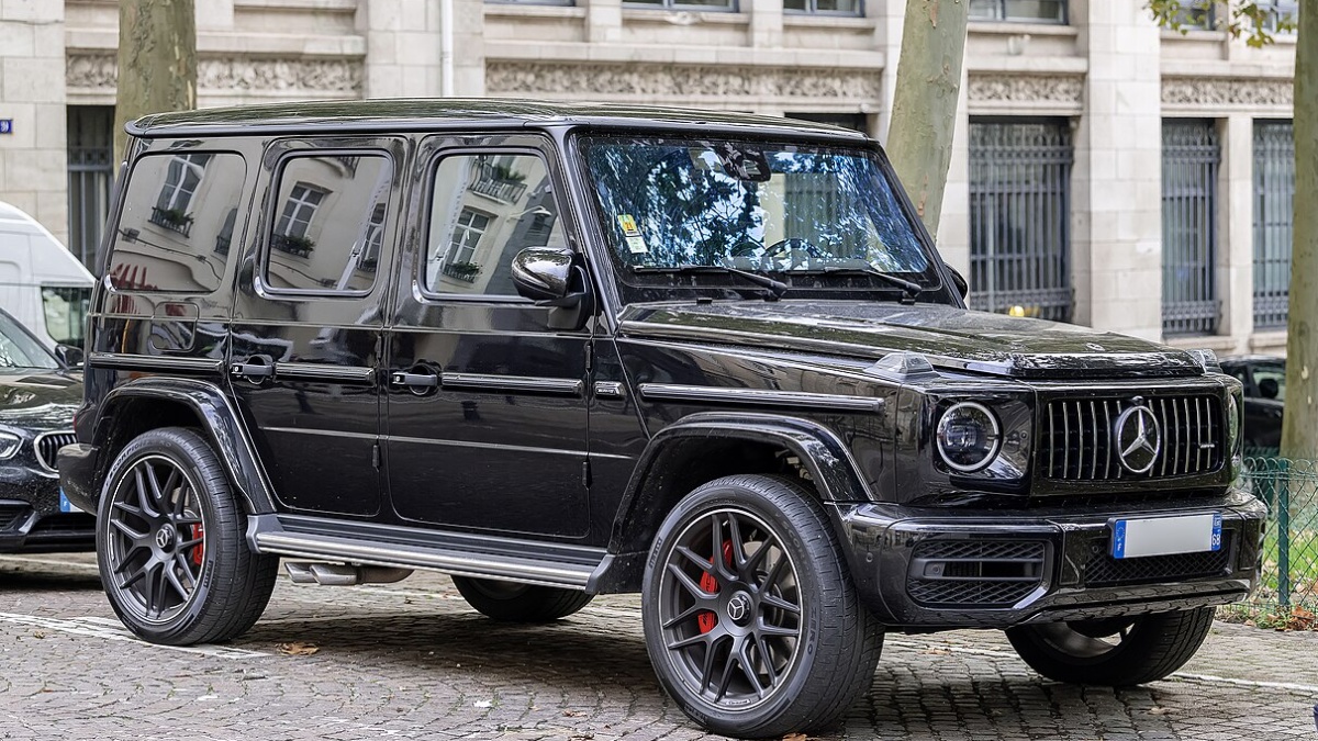 Vémolovo Lamborghini se prodalo za rekordních 17 dní. Teď zkouší prodat Mercedes G63 za 3,5 milionu s obřím nájezdem